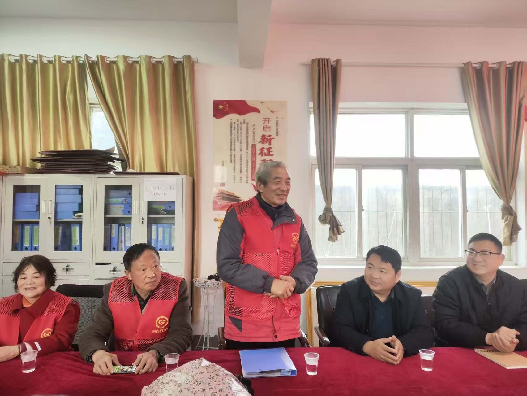 关爱困境儿童圆梦微心愿之二阜阳市爱心公益志愿者协会走进颍东区付寨小学